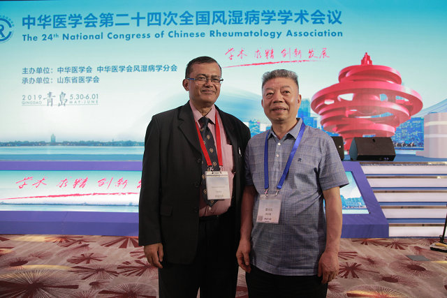 ��������������̫��ʪ��ѧ�ᣨAPLAR�����λ᳤��ӡ�ȹ���ҽѧ��ѧԺԺʿDebashish Danda����̽�ֽ���.JP