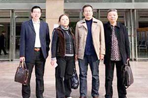 ����������(��һ)�����μӺ���ʡ��ҽԺ��ʪ���ٴ�ָ��ҽѧ������Ĵ���ѧ����ҽԺ��ʪ���߿��������(�Ҷ�)�Ⱥ�Ӱ